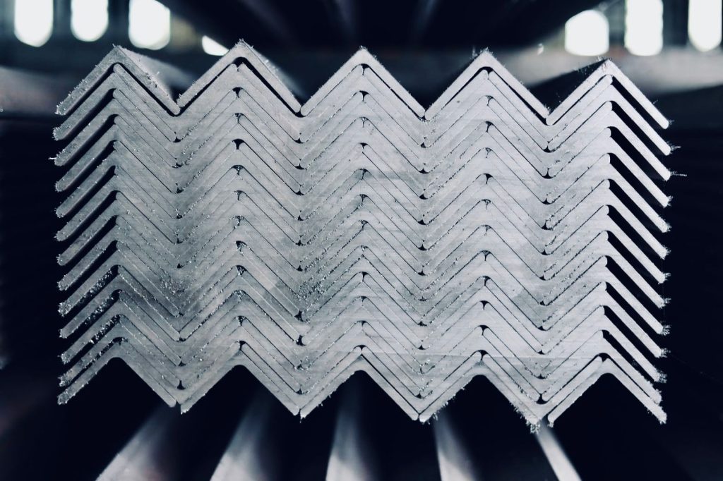 Hot Rolled Steel Equal Angles